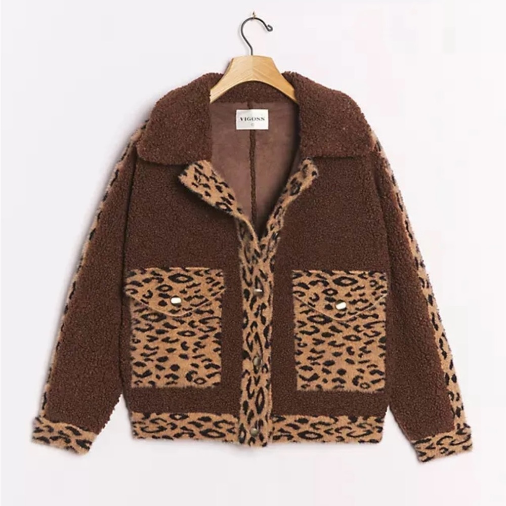 Anthropologie Teddy coat with leapord detail